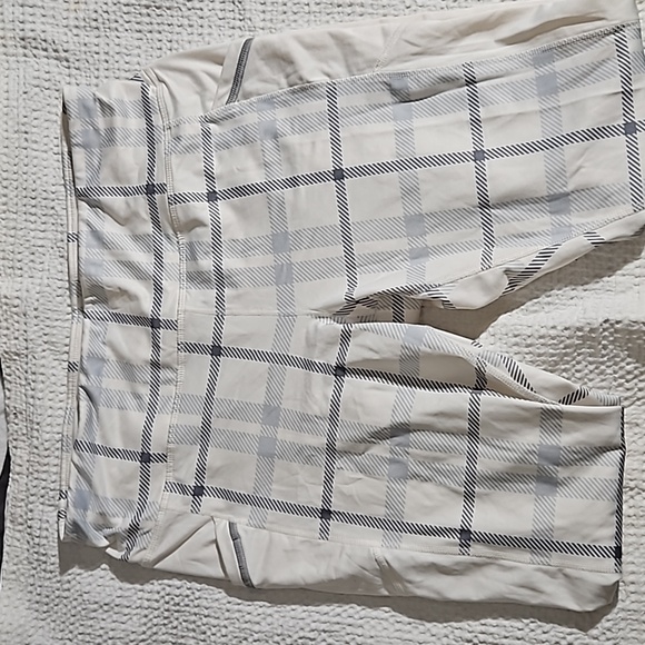 Avia spandex track suit. Top and bottoms large white with plaid design - Picture 4 of 7